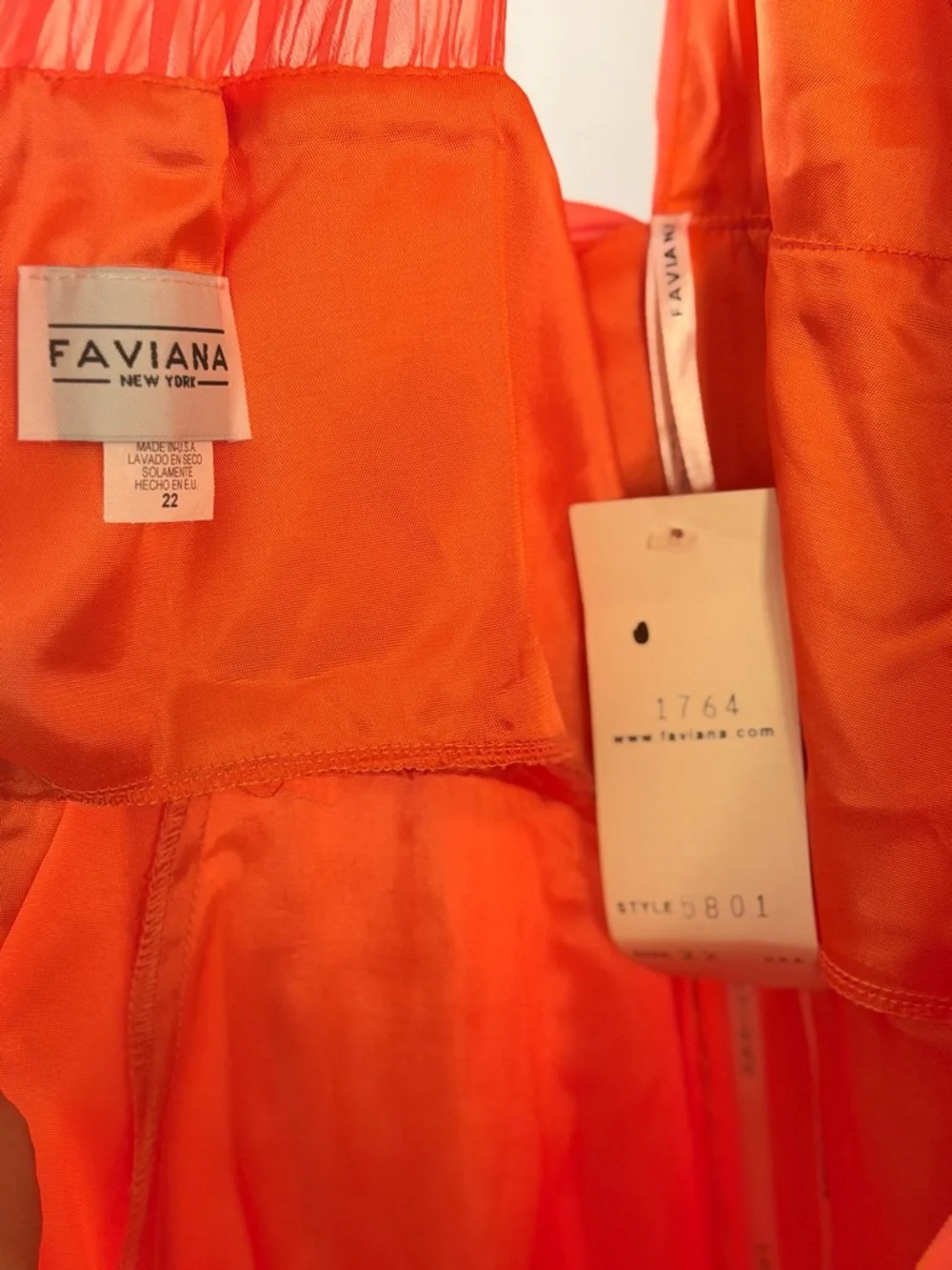 Faviana Floor Length Gown - Size 22 - Picture 8 of 9